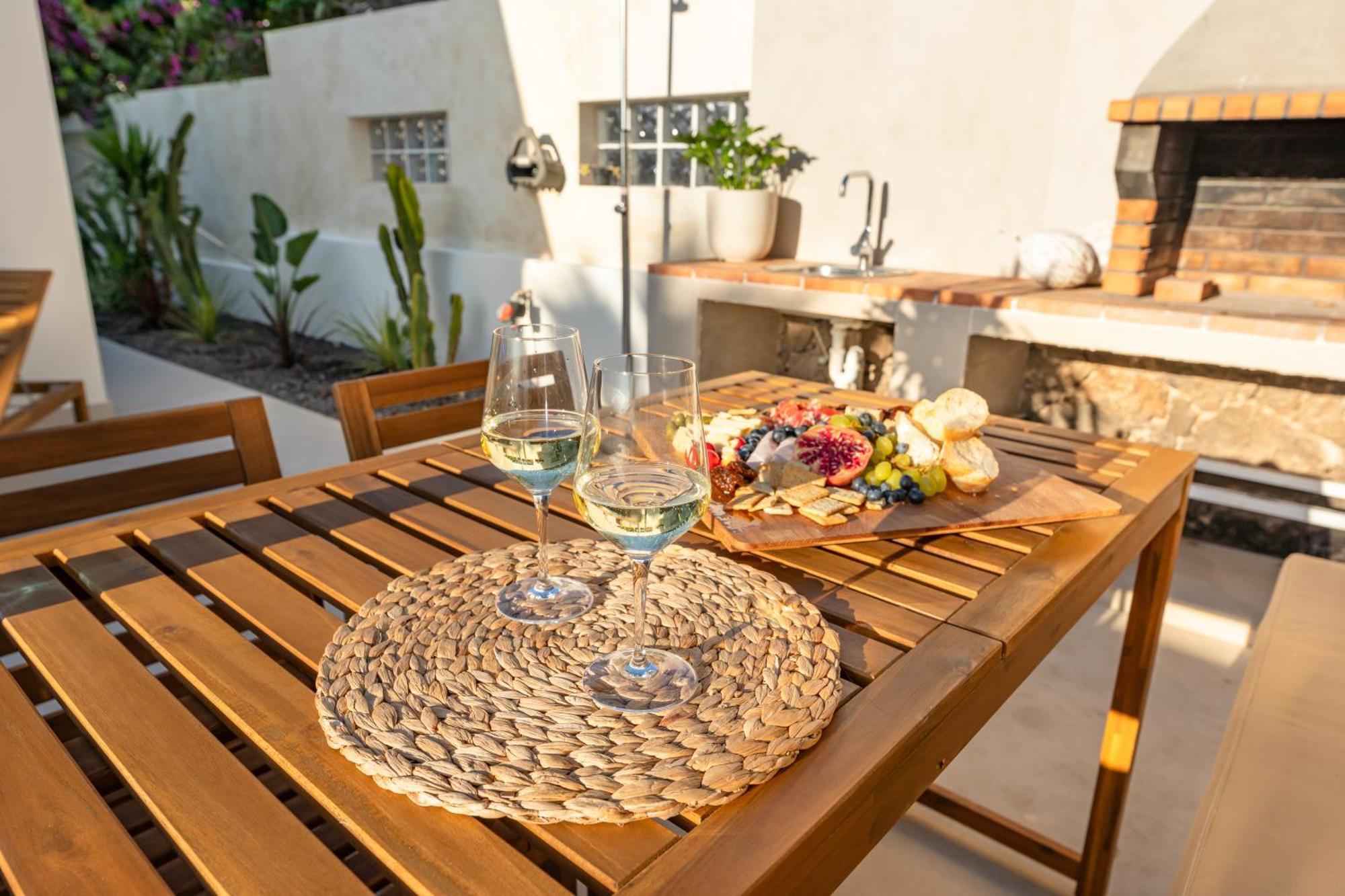 Apartment Urban Chill Private Pool Corralejo By Holidays Home Luaran gambar